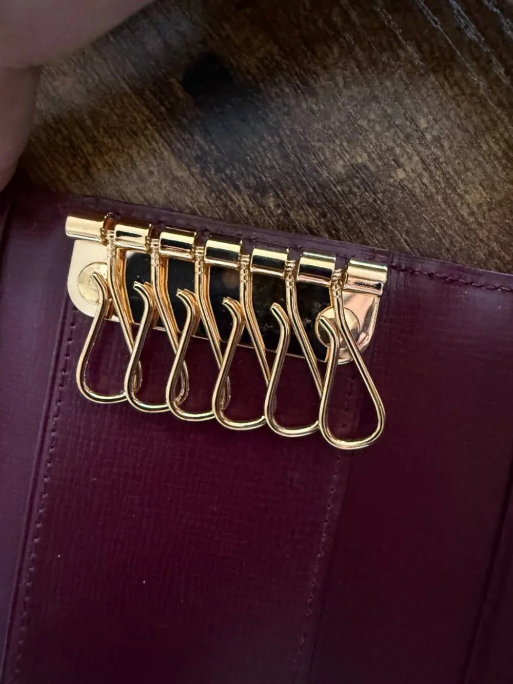 Vintage 1980s Must de Cartier 6 Key Holder Burgundy Leather Box Cloth Cards - Picture 13 of 14